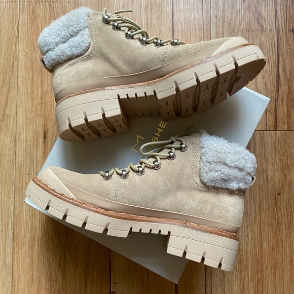 NEW Marc Fisher Cade Shearling Lace Up Combat Bootie in Light Natural 8 - Picture 11 of 11